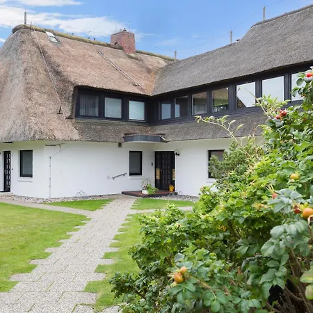 Am Dorfteich Daire *